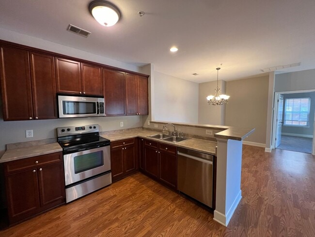 Photo - **$300 Off First Month's Rent** 2 Bedroom ...