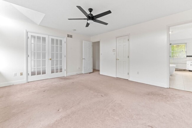 Photo - 4673 Shadyside Ln