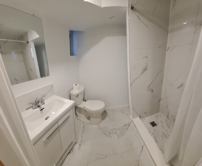 Photo - 103 Campbell Av Unit Basement apartment
