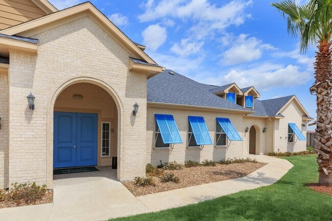 Building Photo - 4650 Old Brownsville Rd Unit #4650