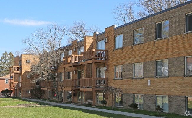 Washington House Apartments