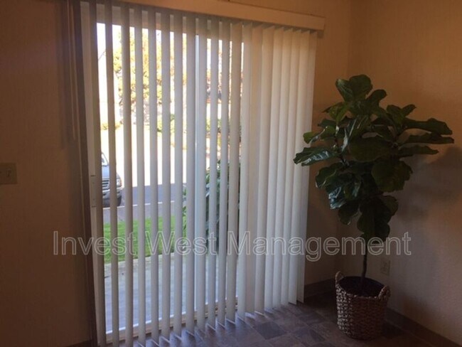 Photo - 1889 Kingsley Rd Unit #111