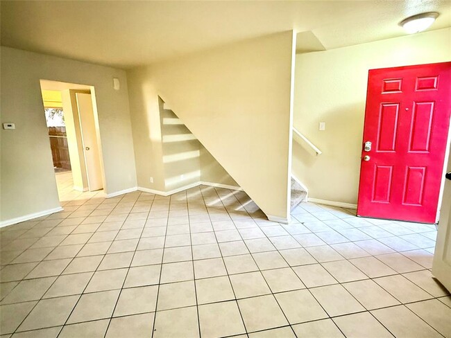 Building Photo - 8809 Dawnridge Cir