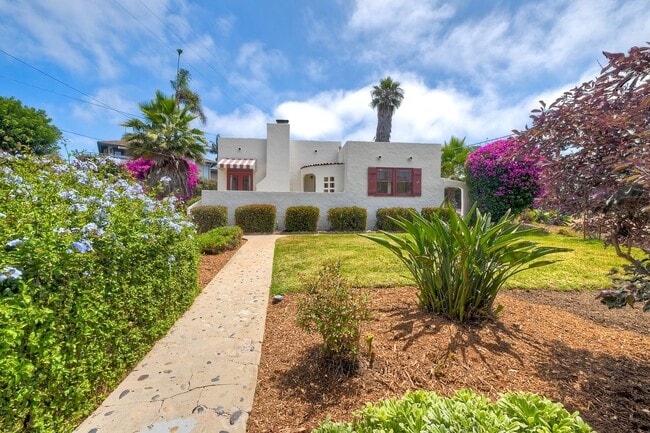 Photo - 1849 Eucalyptus Ave House