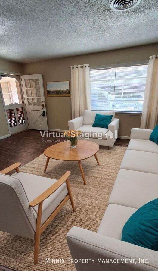 Building Photo - 4222 SW 2nd Ave Unit C