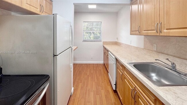 Photo - 1522 NE 34th Ct Unit 12
