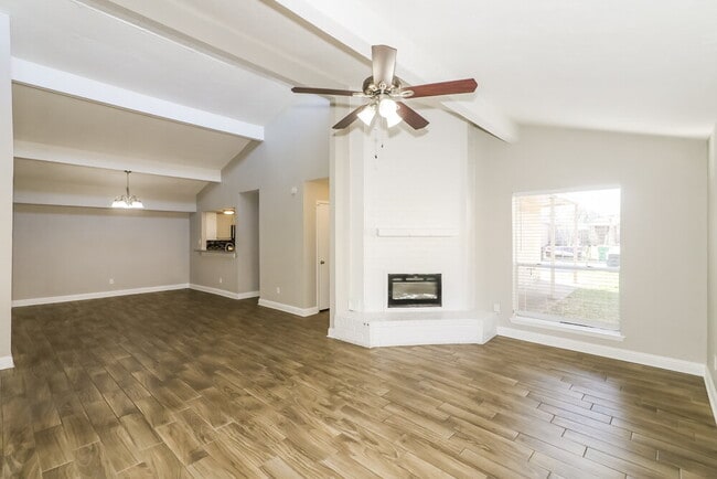 Photo - 4167 Amir St