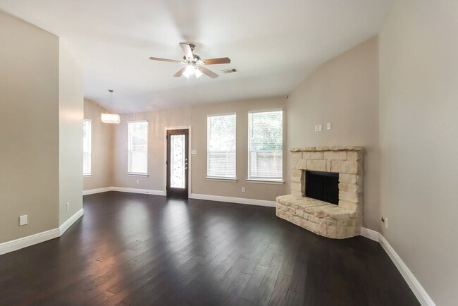 Photo - 21620 Hackamore Ct