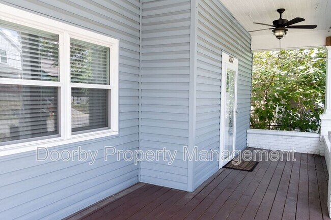 Photo - 2012 E 12th St
