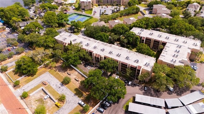 Building Photo - 90 S Highland Ave Unit 402