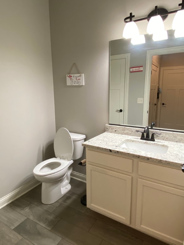 Photo - 1232 SE Birch Ln