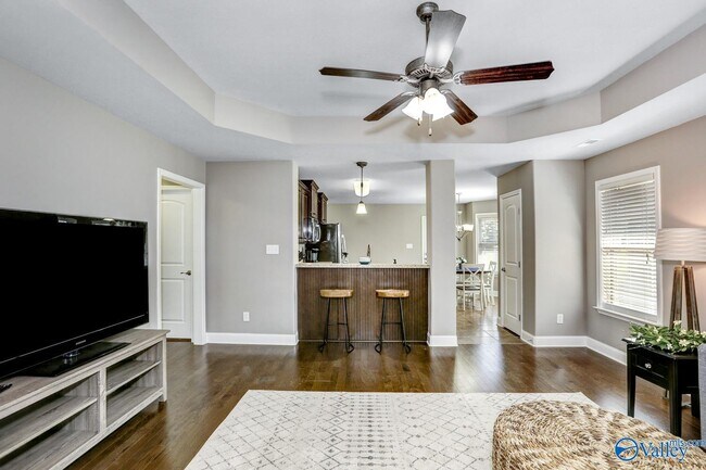 Photo - 314 Harbor Glen Dr SW