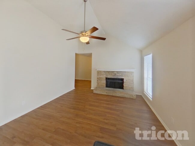 Photo - 602 Snapdragon Trail