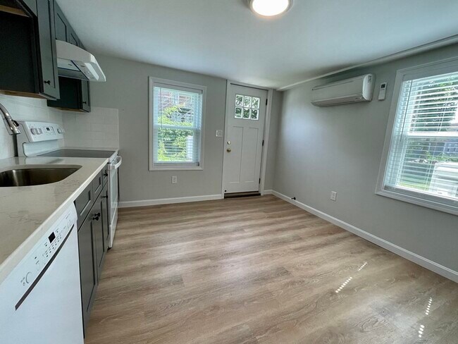 90 Prospect St Unit Basement