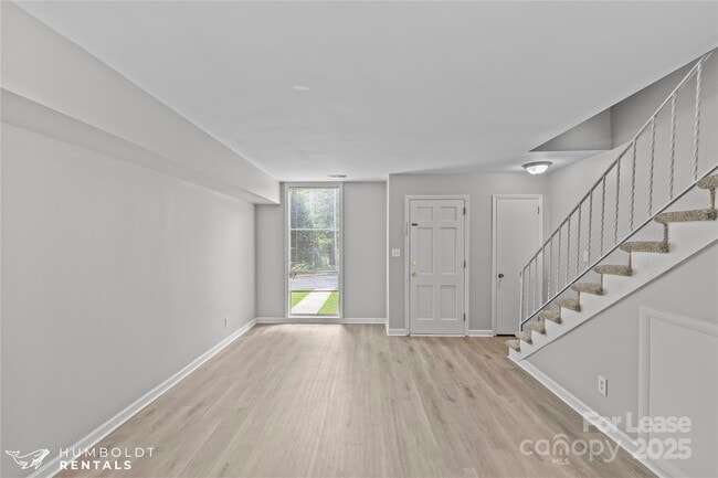 Photo - 301 Eagle Rd