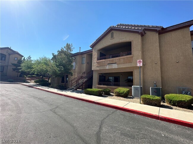 8250 N Grand Canyon Dr Unit 2045