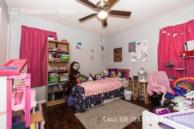 Photo - 122 Briarwood Dr