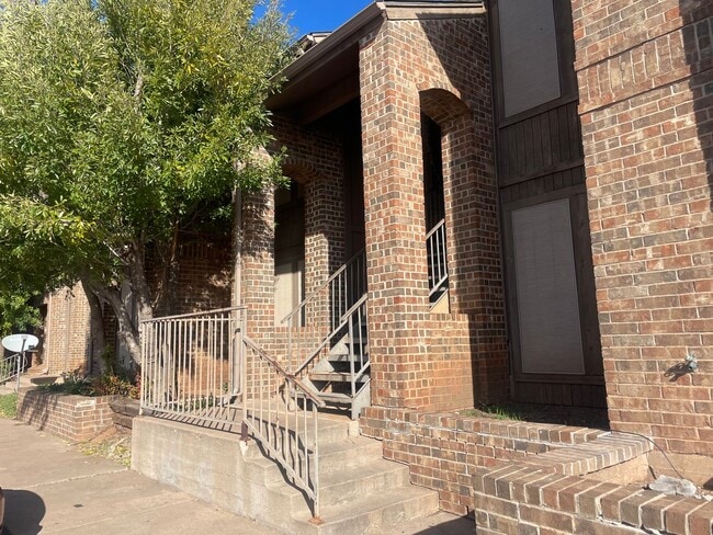 Building Photo - Two Bedroom Two Bath In South Abilene
