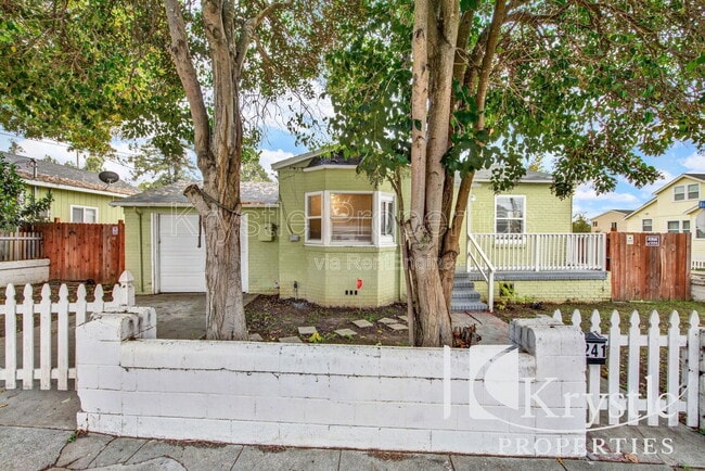 Photo - 241 Mayo Ave Unit A