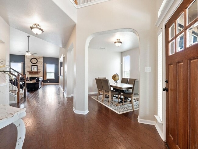 Photo - 17903 Linkhill Dr