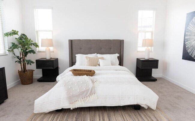 Photo - 2340 E Marguerite Ave