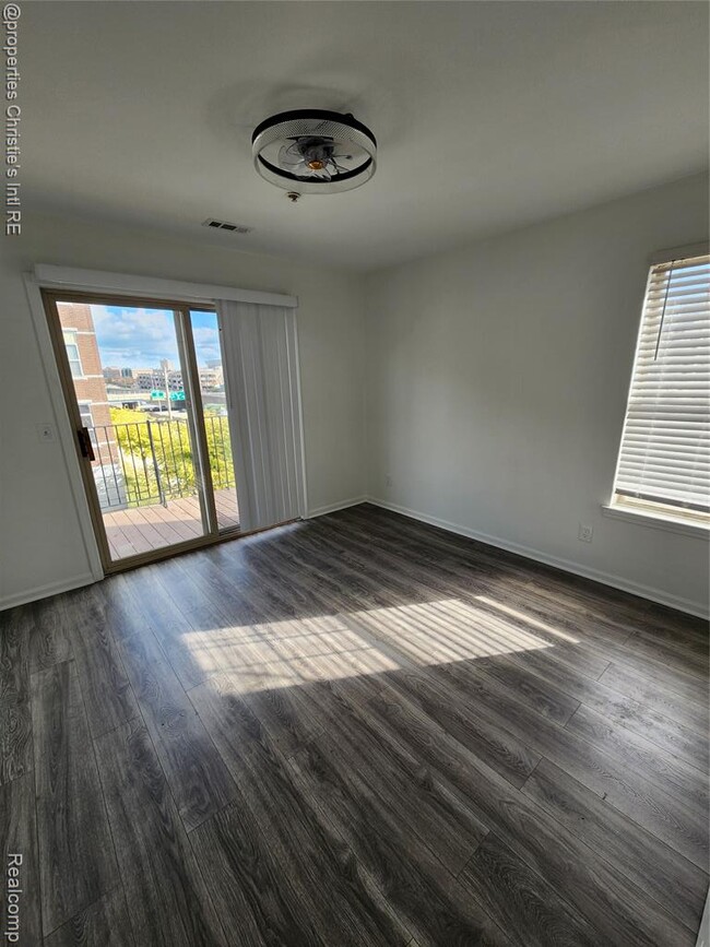 Photo - 2442 Woodward Ave