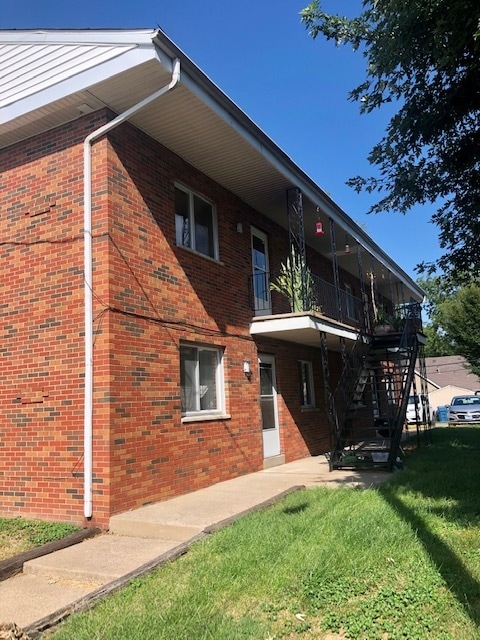 Building Photo - 204 S Donk Ave Unit 204 S. Donk Rental