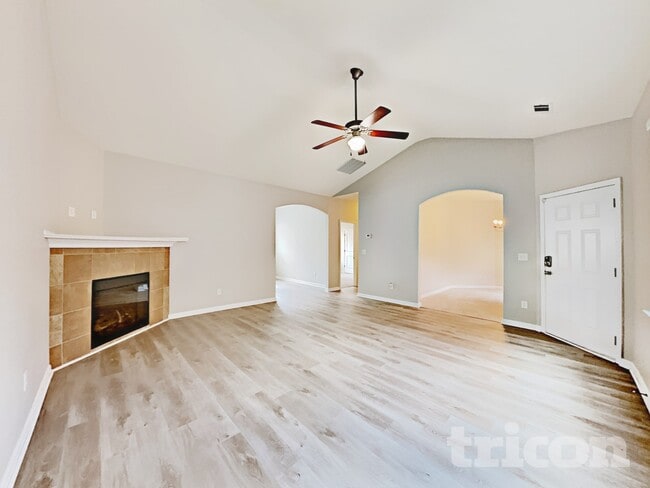 Photo - 7894 Bluefin Trail