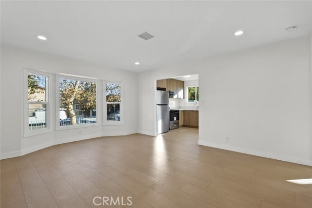 Photo - 6661 Beck Ave