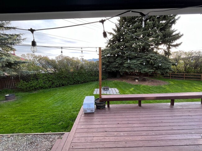 Photo - FULLY FURNISHED Midtown Three Bedroom Spac... Unidad Top