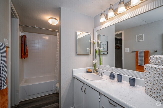 1BR, 1BA - 603SF