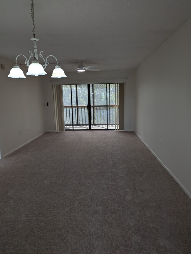 Living Room - 515 30th Ave W Unit 405H