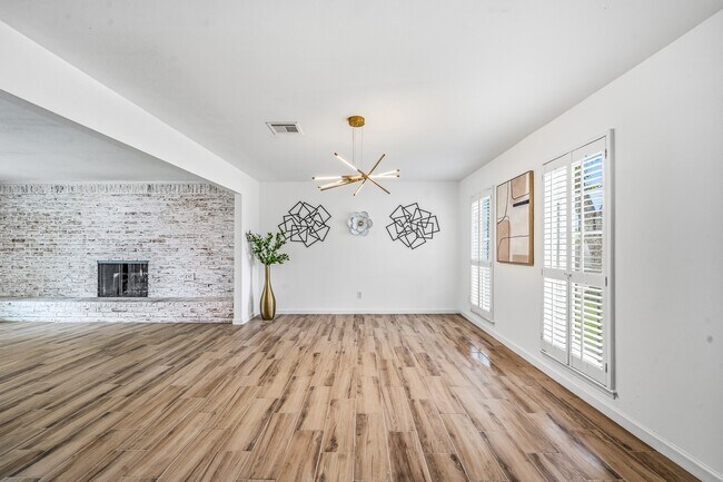 Photo - 10622 Inwood Dr
