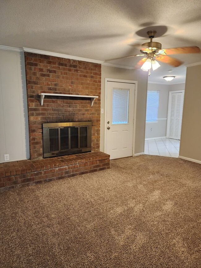 Photo - **Available in February " Charming 3 Bedroom 2 Bath Home in Georgetown!