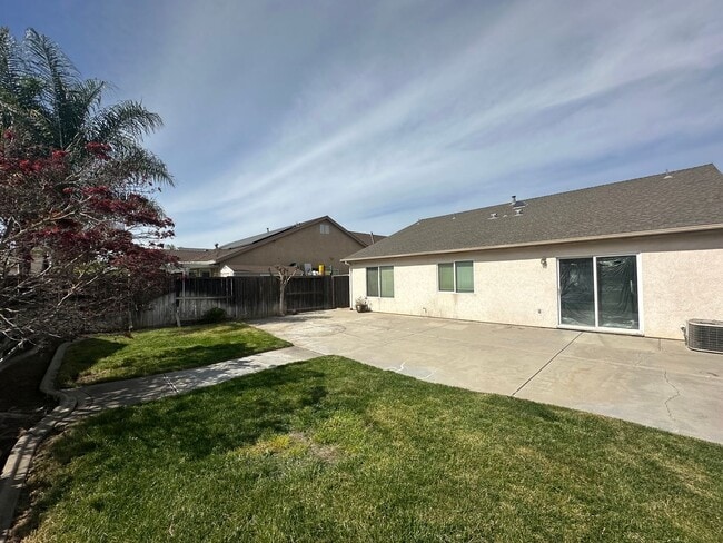 Photo - 2462 Gallery Dr