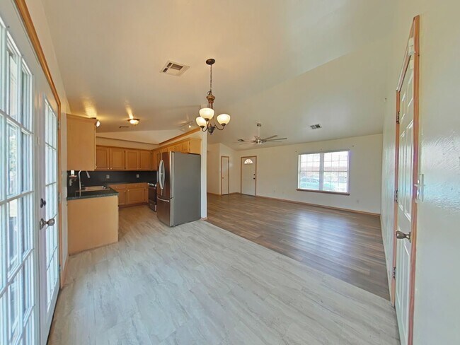 Photo - 6837 NW Willow Springs Dr
