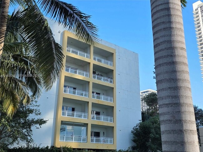 Photo - 471 NE 25th St Unit 601