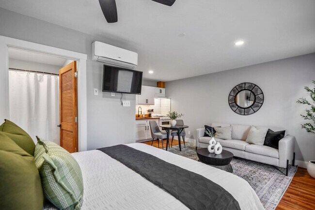4952 Polk St Unit SI ID1531101P