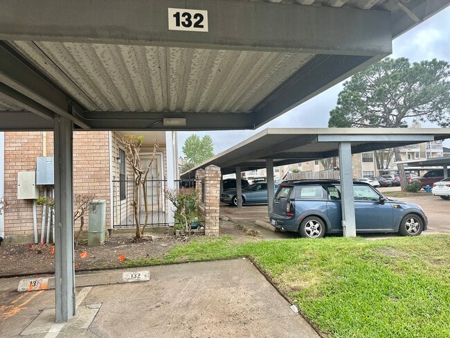 Building Photo - 2750 Holly Hall St Unit 703