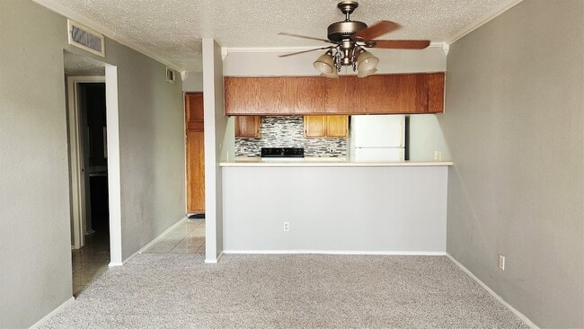 Photo - 7313 Gulf Fwy Unit 407