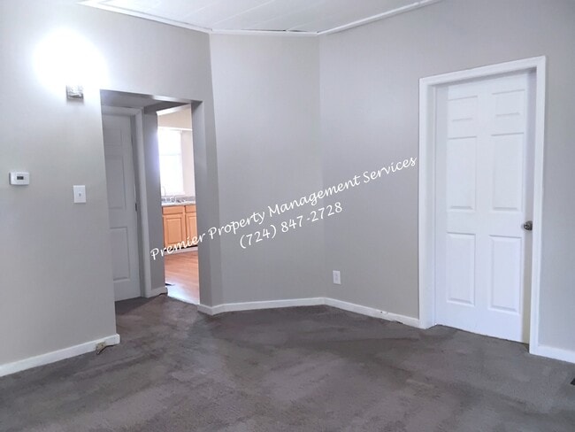Photo - 6 W Sharp St