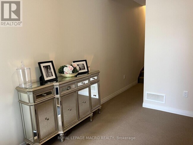 Photo - 12 Workman Ln