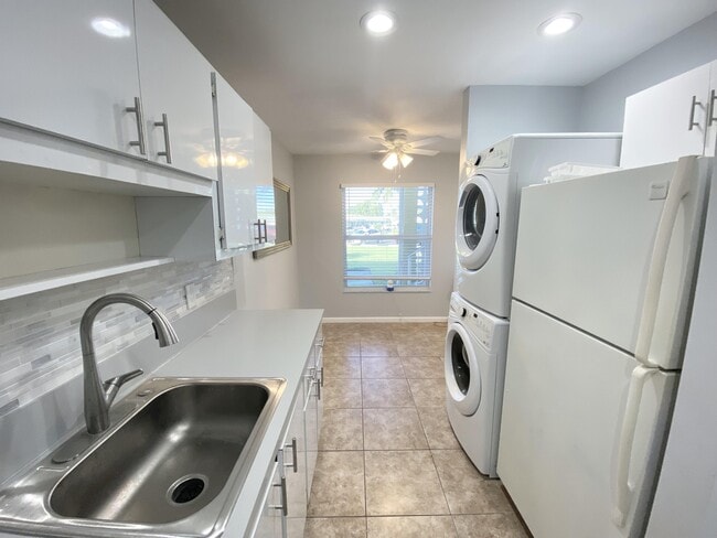 Photo - 1100 Boxwood Dr Unidad 101