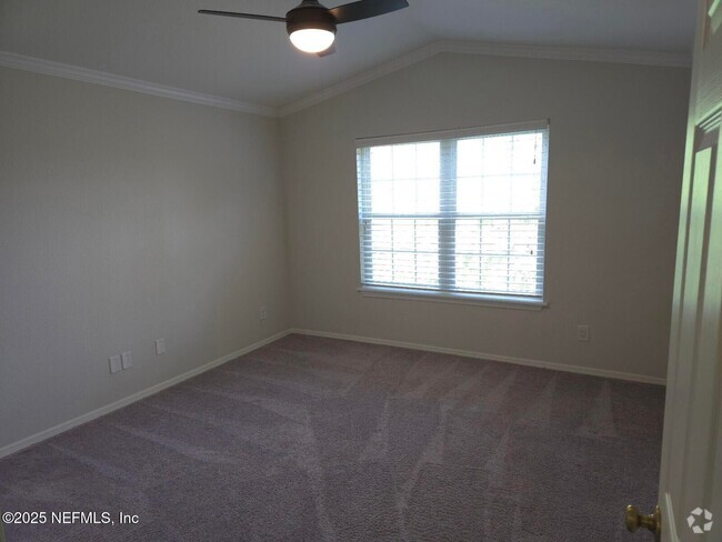 Building Photo - 13810 Sutton Park Dr N Rental