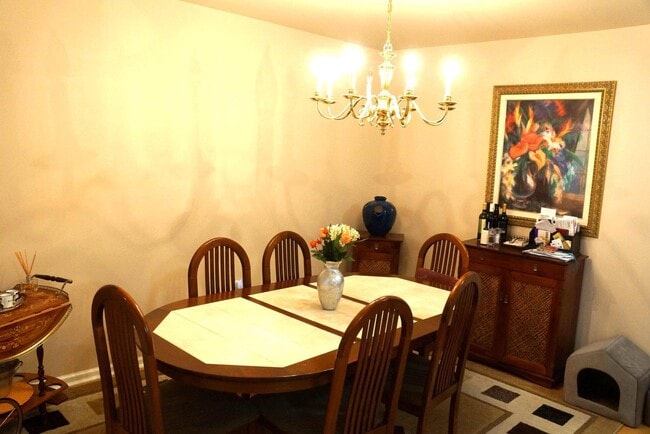 Photo - 402 Bollen Ct