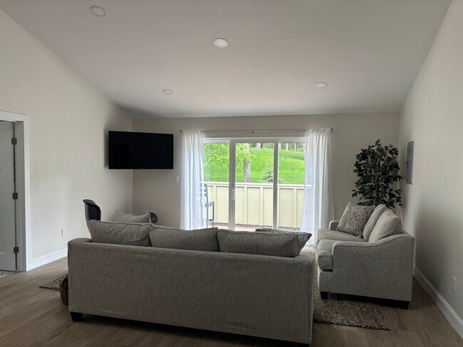 Photo - 21 Harris Farm Rd Unit Brand New 1 bedroom apt