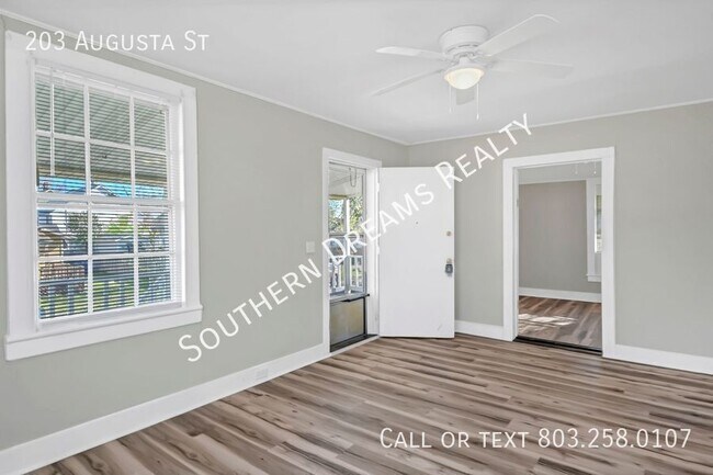Photo - 203 Augusta St