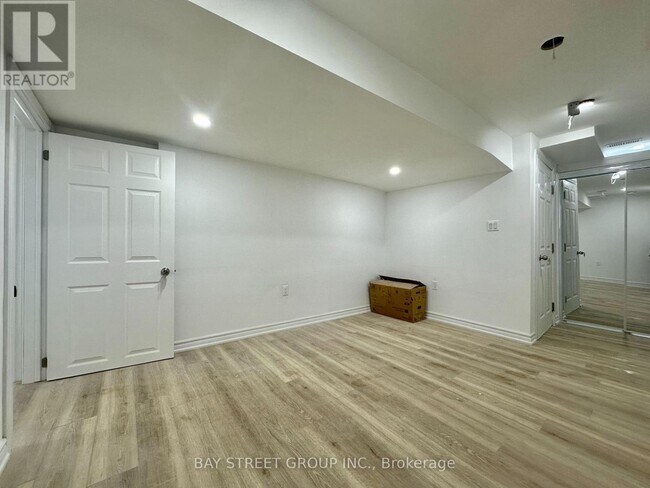 Photo - 6 Creekwood Dr