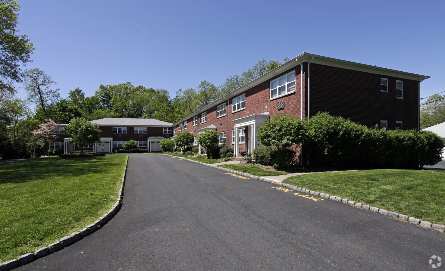 Millburn Mews - Millburn Mews Apartments