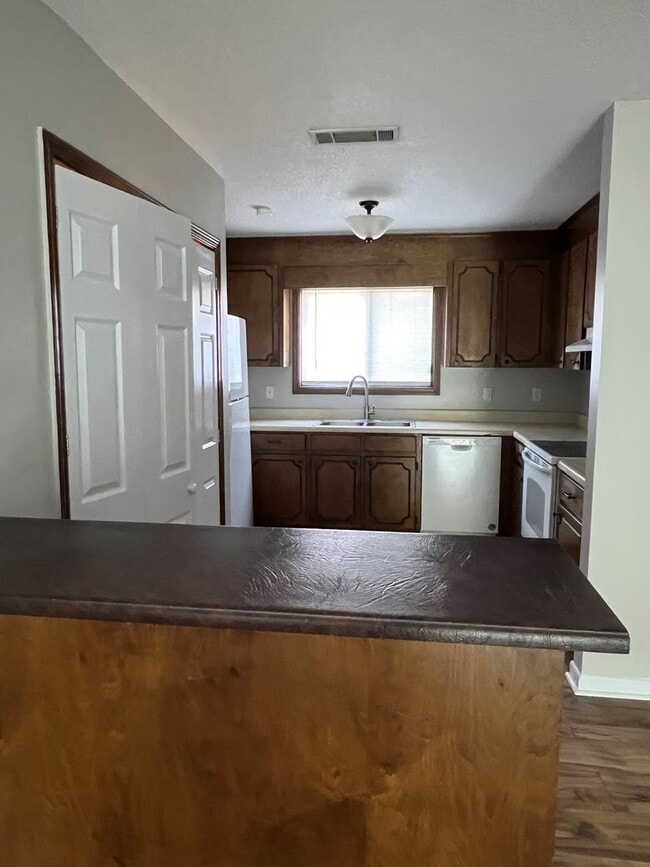 Photo - 211 Rock Knoll Dr Unit 211 Rock Knoll